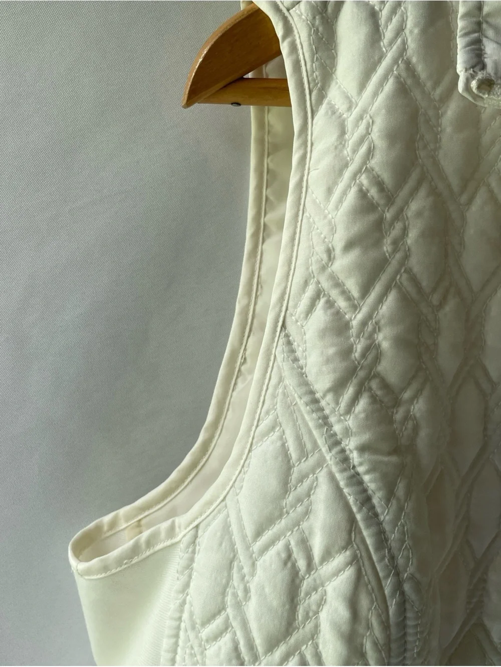 Allison Daley Cream Quilted Zip-Front Women’s Vest